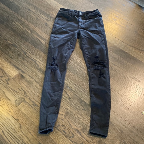 American Eagle Outfitters Denim - American Eagle Black Distressed Jegging 2 Long EUC